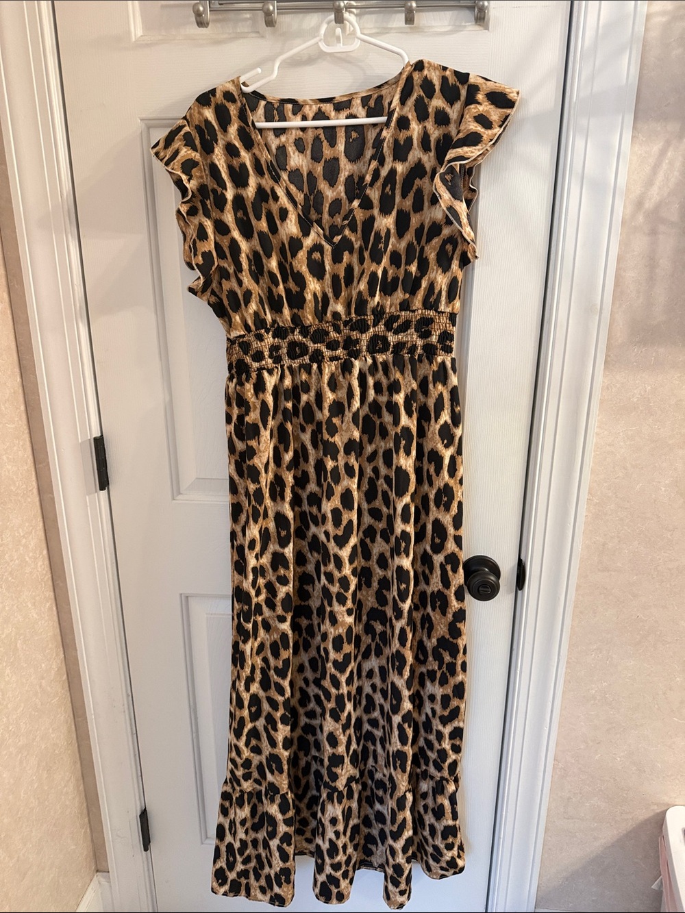 Leopard Print V-Neck Maxi Dress - Tan & Black